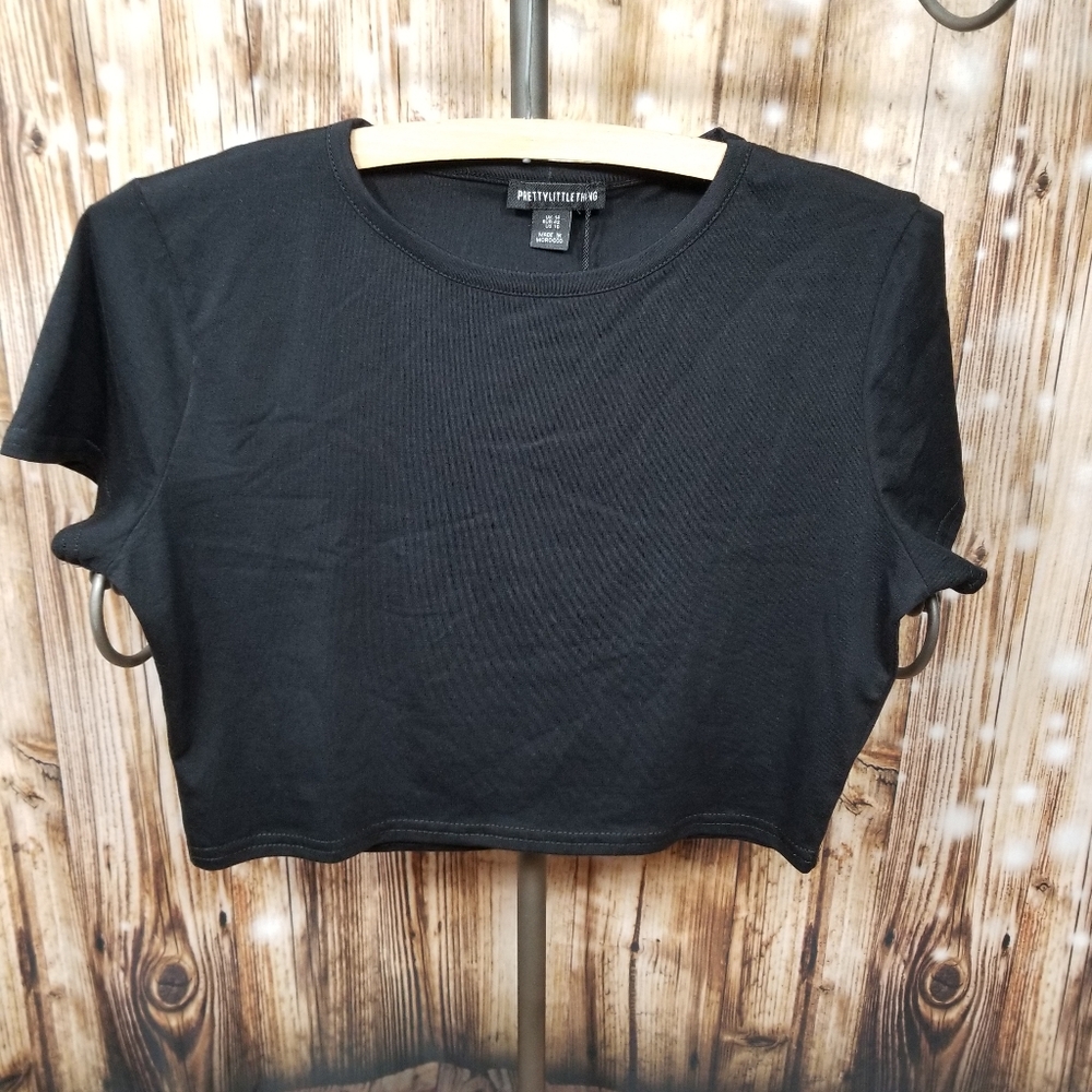 NEW PrettyLittleThing Black Cotton Blend Juniors 10 Crop Top Short Sleeve Shirt